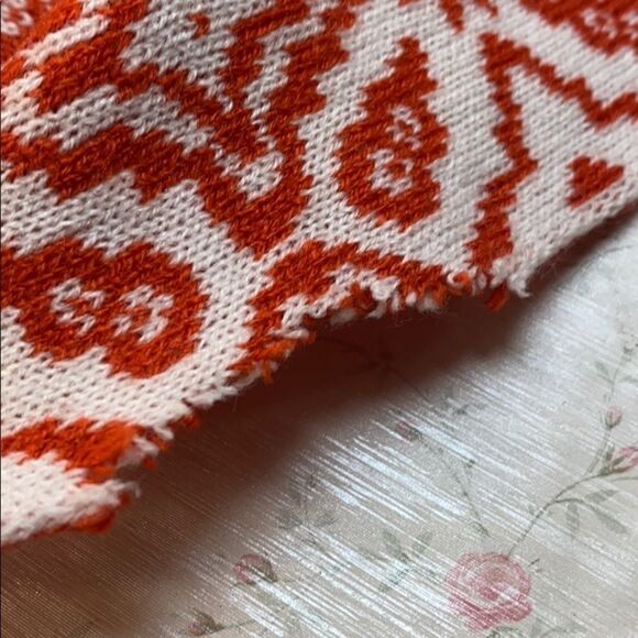 Vera Bradley orange and white scarf - Picture 4 of 4